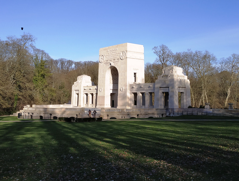 ラファイエット・エスカドリーユ記念墓地