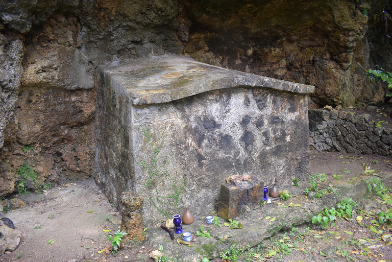 琉球王国統一後の監守時代の監守のお墓