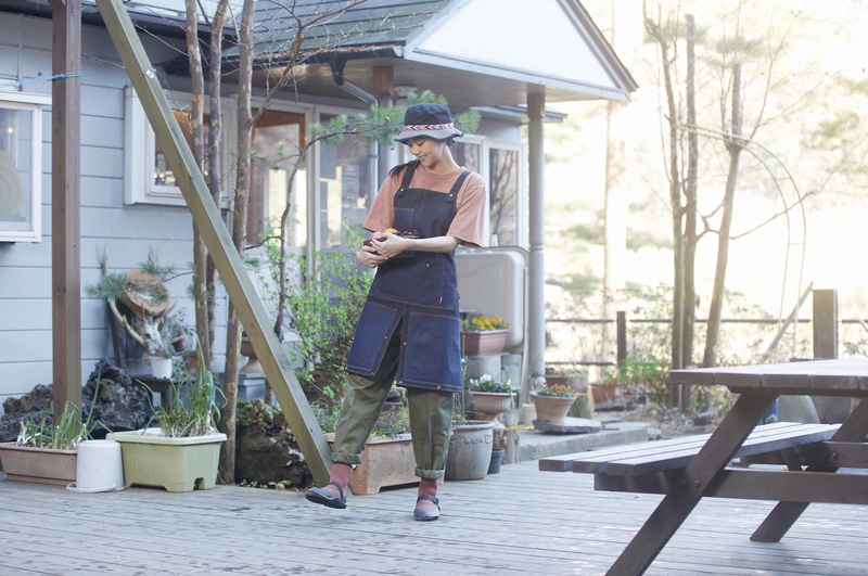 「Web注文/店舗受け取り専用品」の陳列販売を行なう