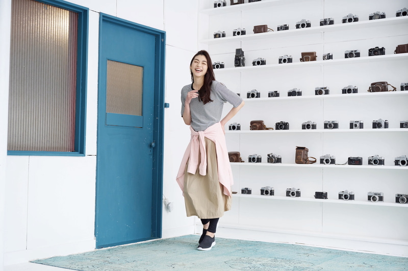 「Web注文/店舗受け取り専用品」の陳列販売を行なう