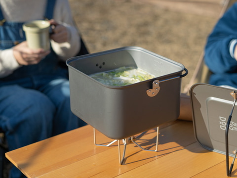 DOD、四角形状で大型・深型の鍋「シカクッカー」 - トラベル Watch