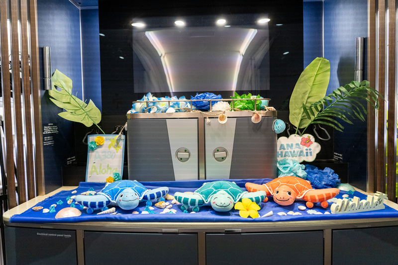 HONU特製オリジナルフォトフレームなどのハワイらしい演出