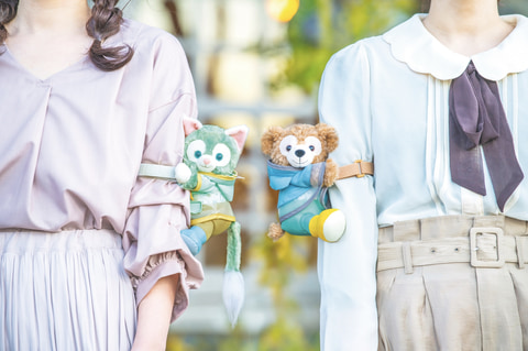 ダッフィー＆フレンズが雨の日を楽しむグッズやスーベニアメニュー