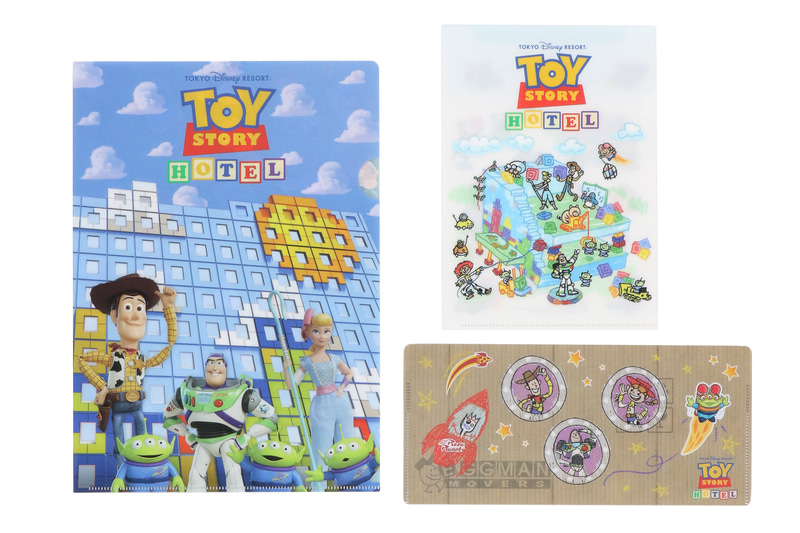 3サイズがセットになった「クリアホルダーセット」