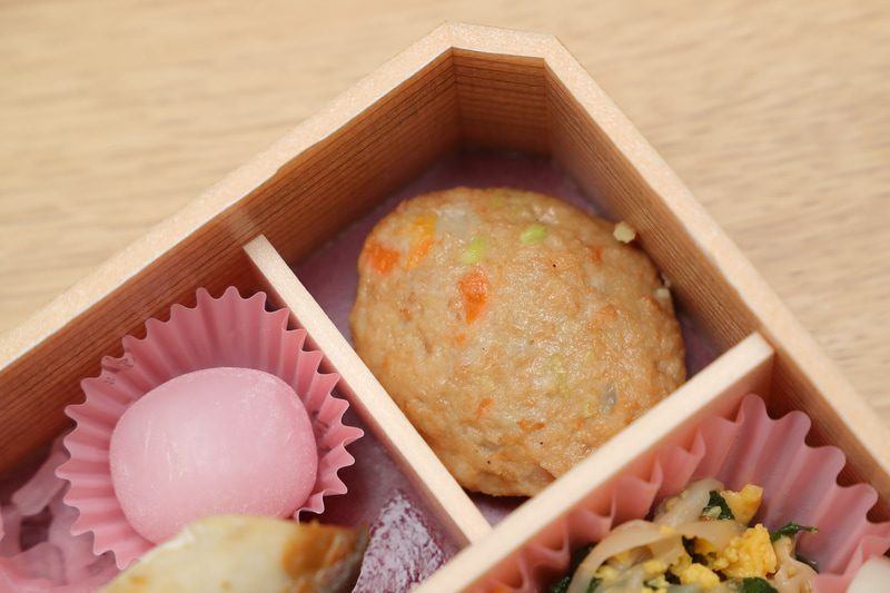 彩りつくねの旨煮