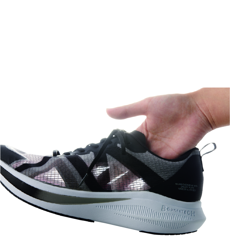 通気性に優れたスケルトン生地