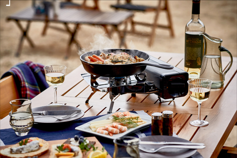 「FOLDING CAMP STOVE」（FW-FS01-BK/SL） 1万6500円