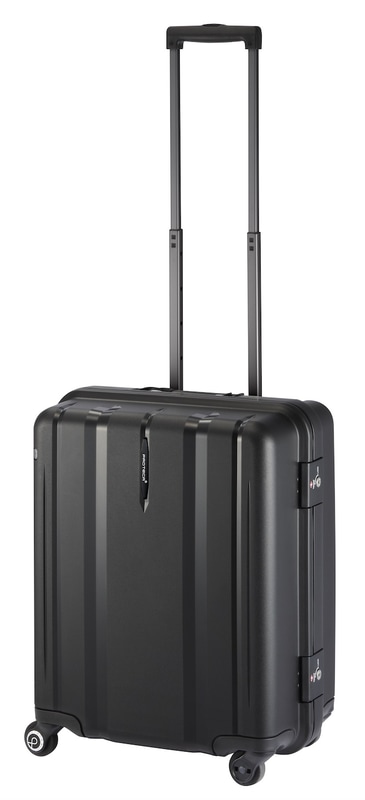 容量は38Lで価格は3万9600円