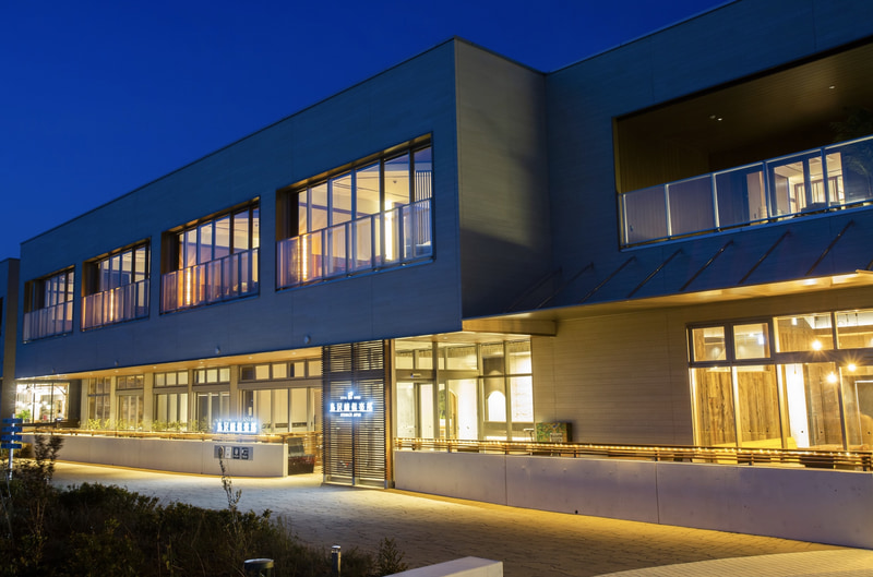 「泊まれる鮨屋」がコンセプトの「鳥居崎倶楽部 HOTEL＆SEAFOODS」を木更津にオープンした