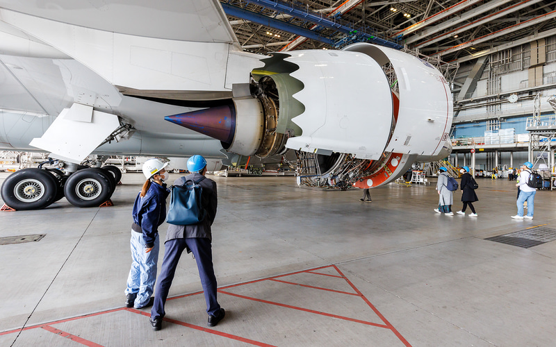 普段目にすることがないだけに多くの参加者が見入っていた