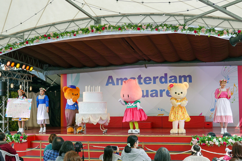 新ちゅーりー（中央）とルーク（左）とルーナ（右）