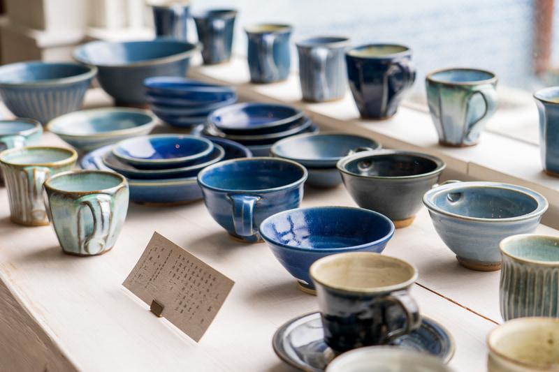 地元の陶芸作家さんの作品も販売していました