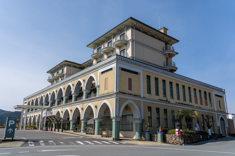 DMV乗車の起点としても便利な「HOTEL RIVIERA ししくい」。穏やかで美しい太平洋の絶景が待っています