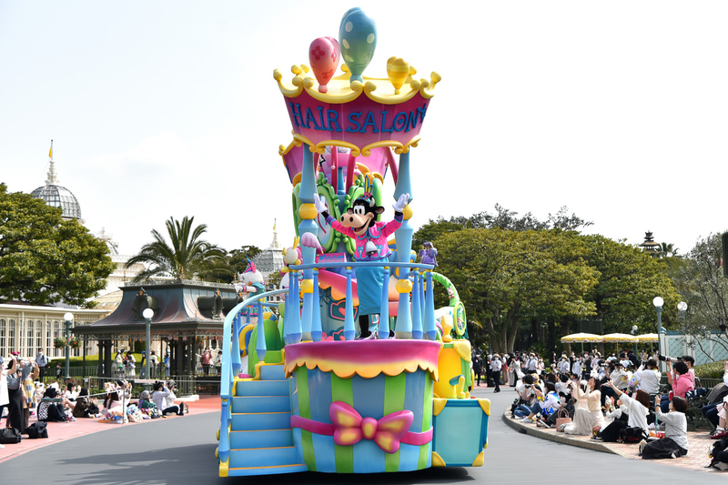 クララベル・カウにデイジーダックとクラリスが仕切るヘアサロン