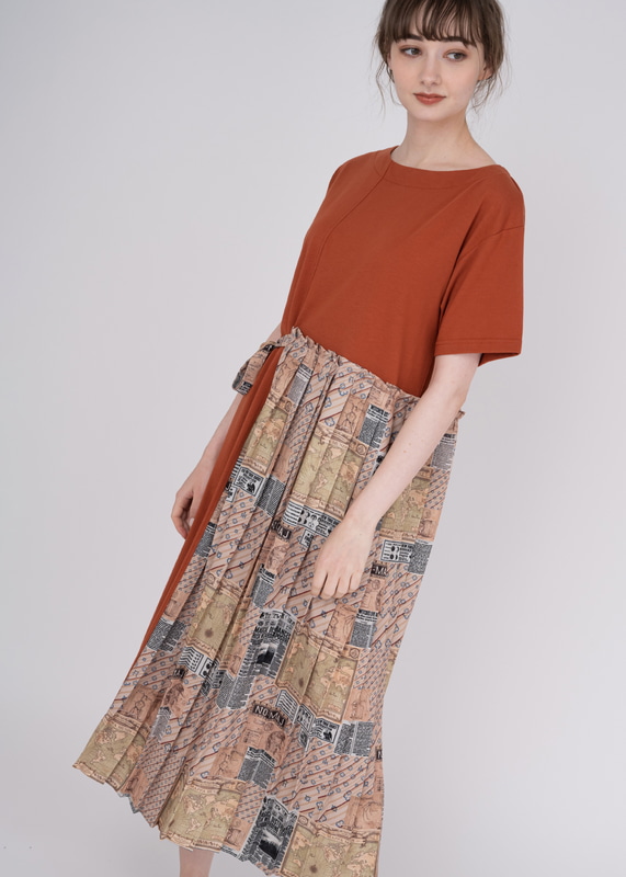 半袖ワンピース「アート パターン」