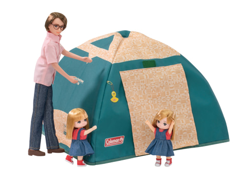 タカラトミー×コールマン、リカちゃんのテントなどキャンプギアセット