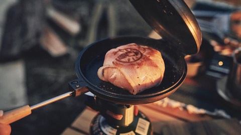 パンクッカー コールマン、コンパクトなフライパン「ダブルパンクッカー」。蓋をして