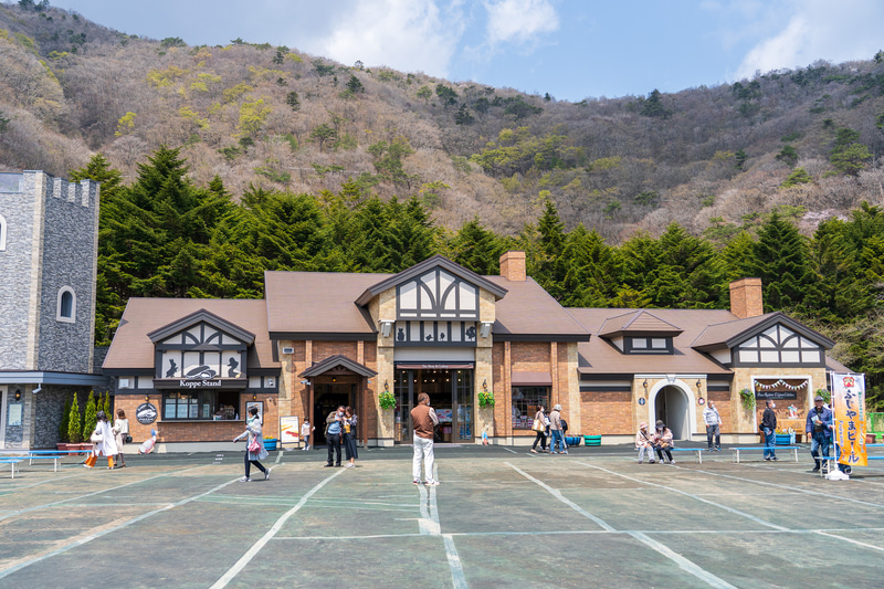 ショップ＆ギャラリーの建物