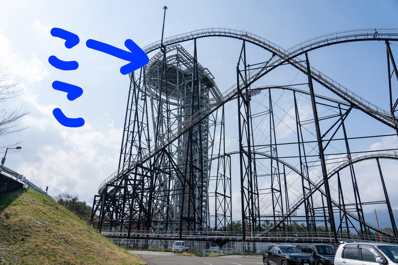 絶景展望フロア「FUJIYAMAスカイデッキ」があるのは地上55m