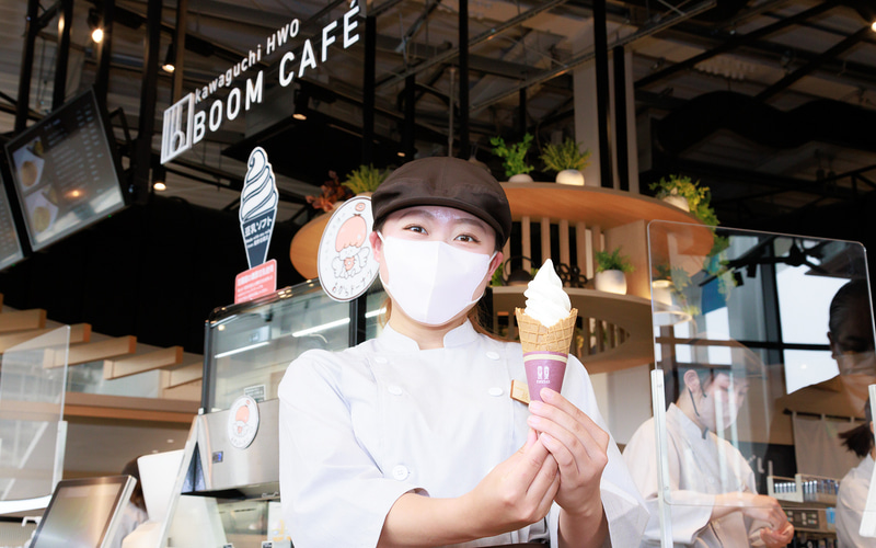 カフェメニューも充実。イチオシは川口市内にある「星野とうふ店」の豆乳を使った「豆乳ソフトクリーム」