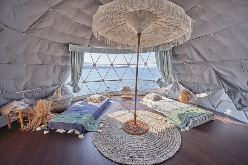 個性的な内装を施している