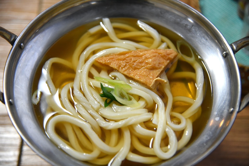 体験後通常は自作うどんが味わえるがコロナ対策で、お店のうどんが提供されている