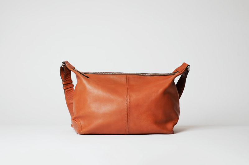 リユース専門の職人が修理、メンテナンスする