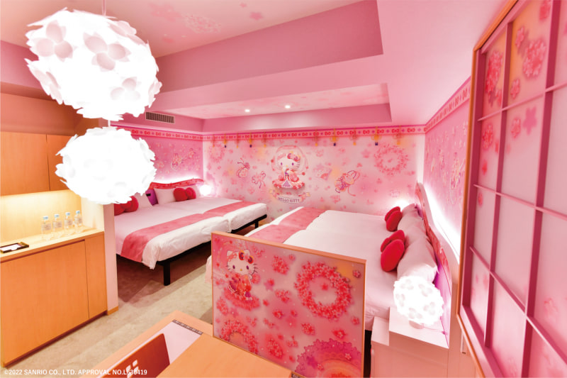 Sky Restaurant 634（musashi）、 浅草東武ホテル「ハローキティルーム」、日光金谷ホテル