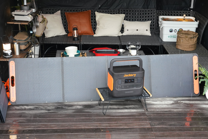 ソーラーパネルとポータブル電源の組み合わせ「Jackery Solar Generator 2000 Pro」
