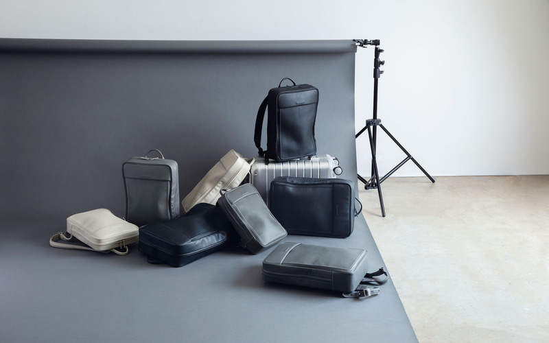 1月から土屋鞄製造所のブランドとなった「objects.io」