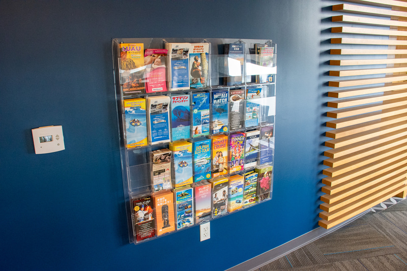 現地ツアーのパンフレットをまとめて確認できる