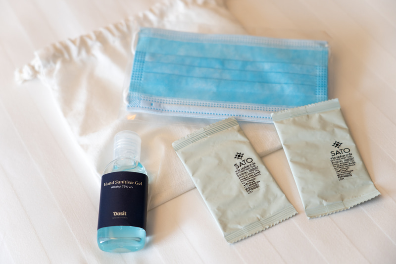マスクや消毒液などのヘルスキット