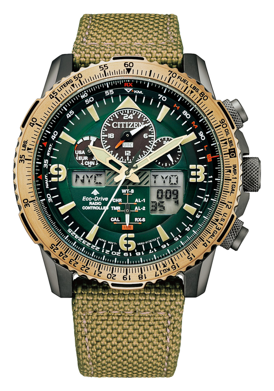 航空計算尺やワールドタイムを備えている