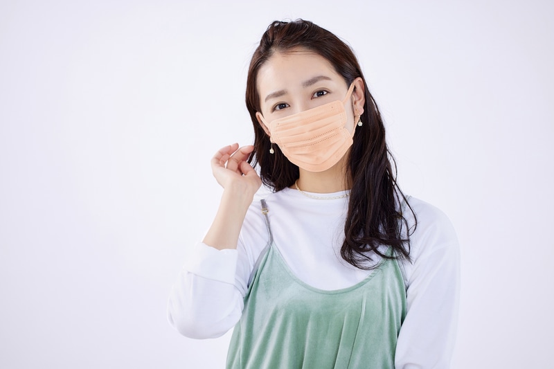 アイリスオーヤマは「ナノエアーマスク」から新たに2色のカラーと立体タイプを発売する