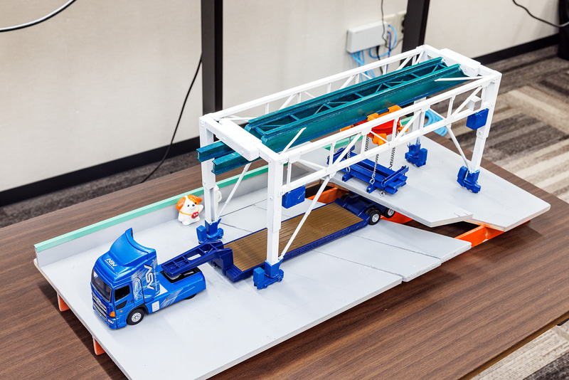 ハイウェイストライダーの模型