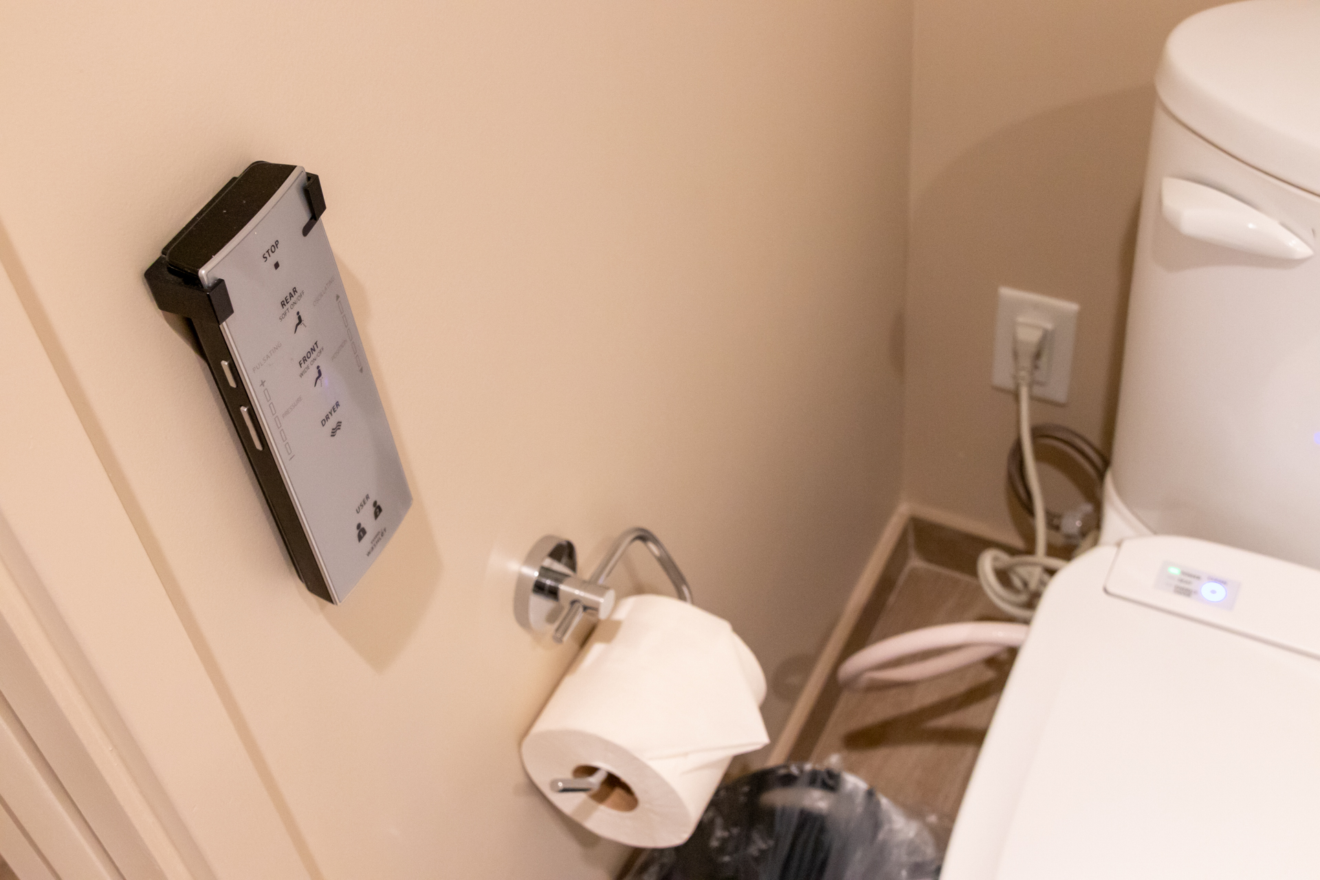 ウォシュレット機能付きトイレ