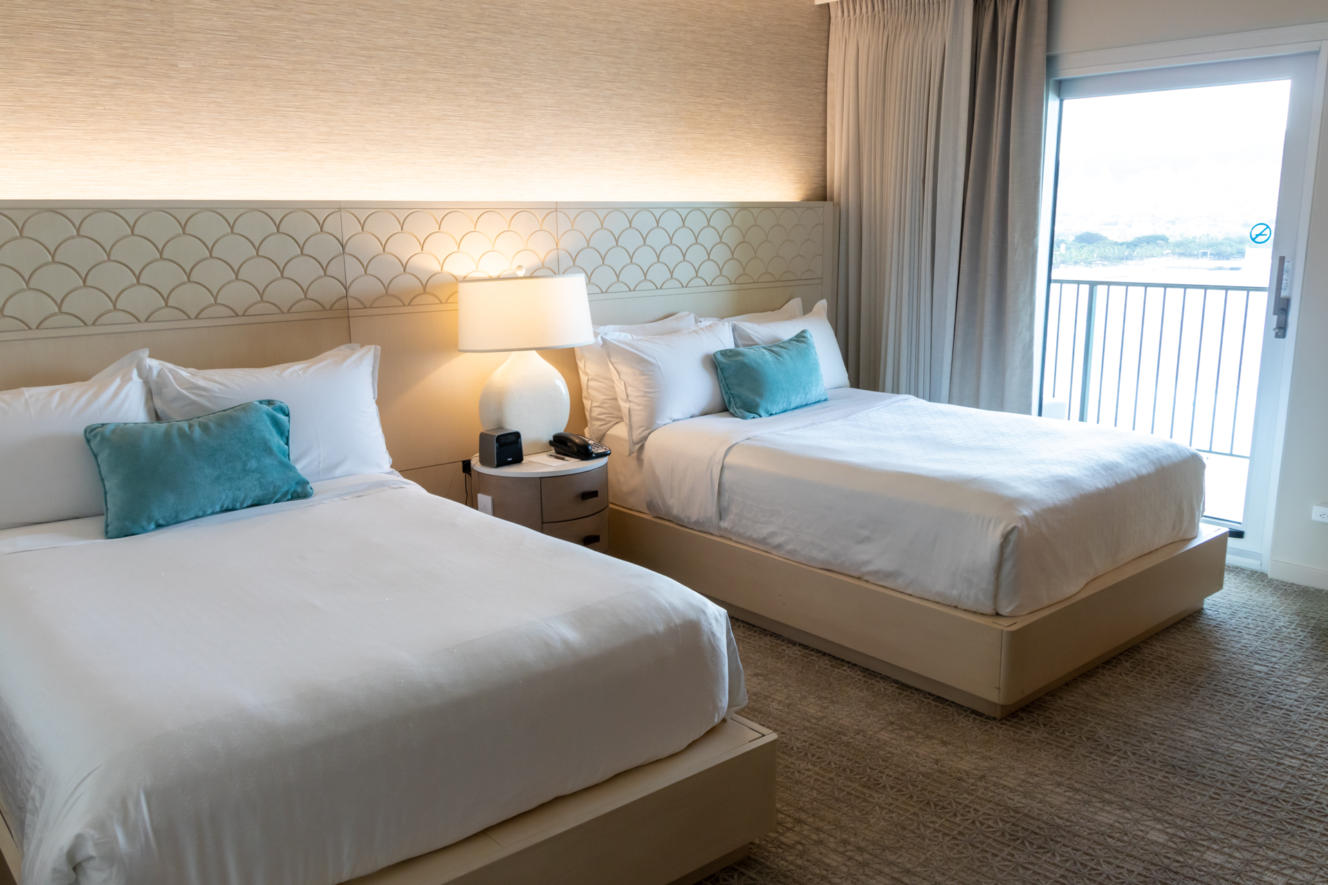 ダブルベッド2台の部屋