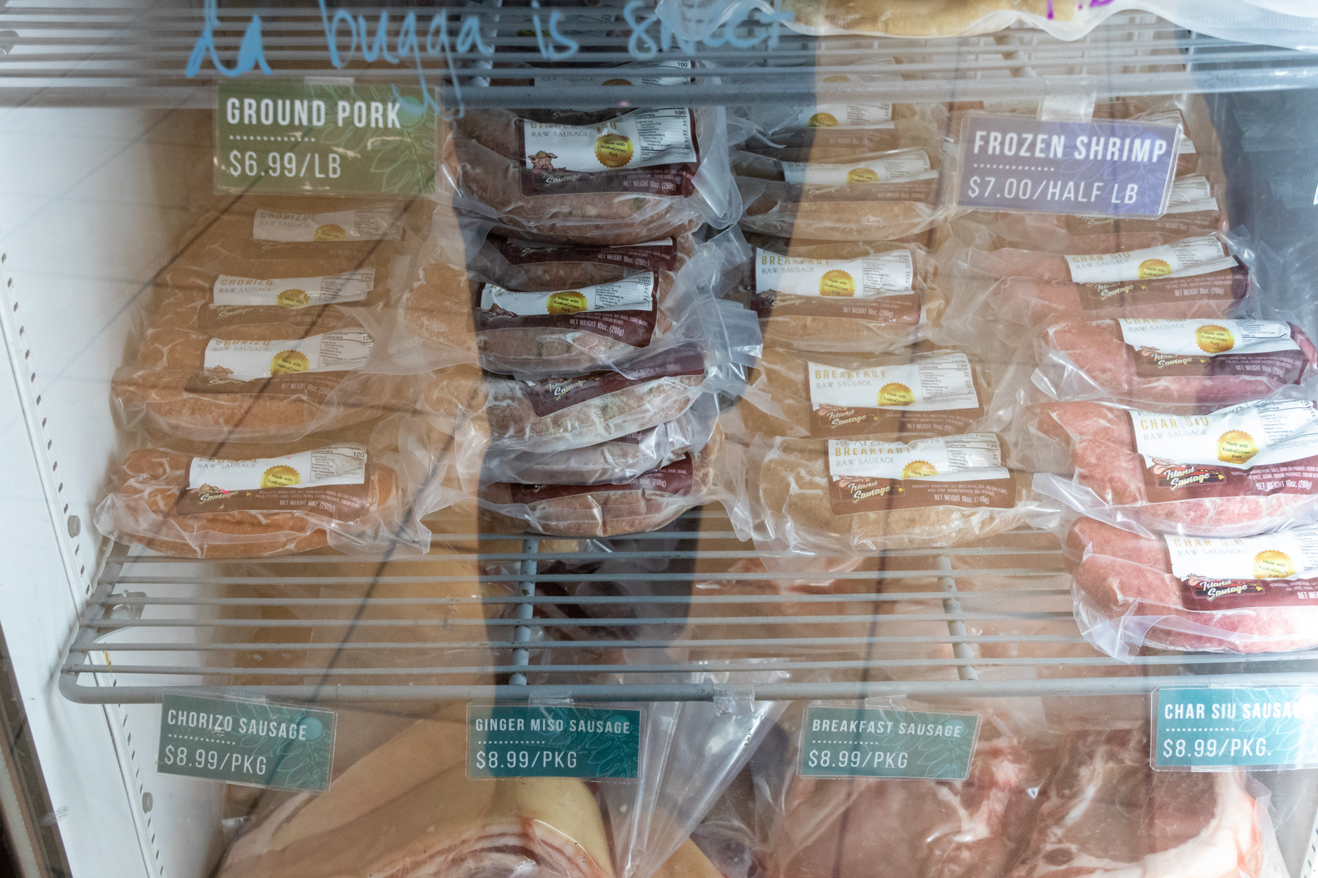 ソーセージなどの加工肉もある