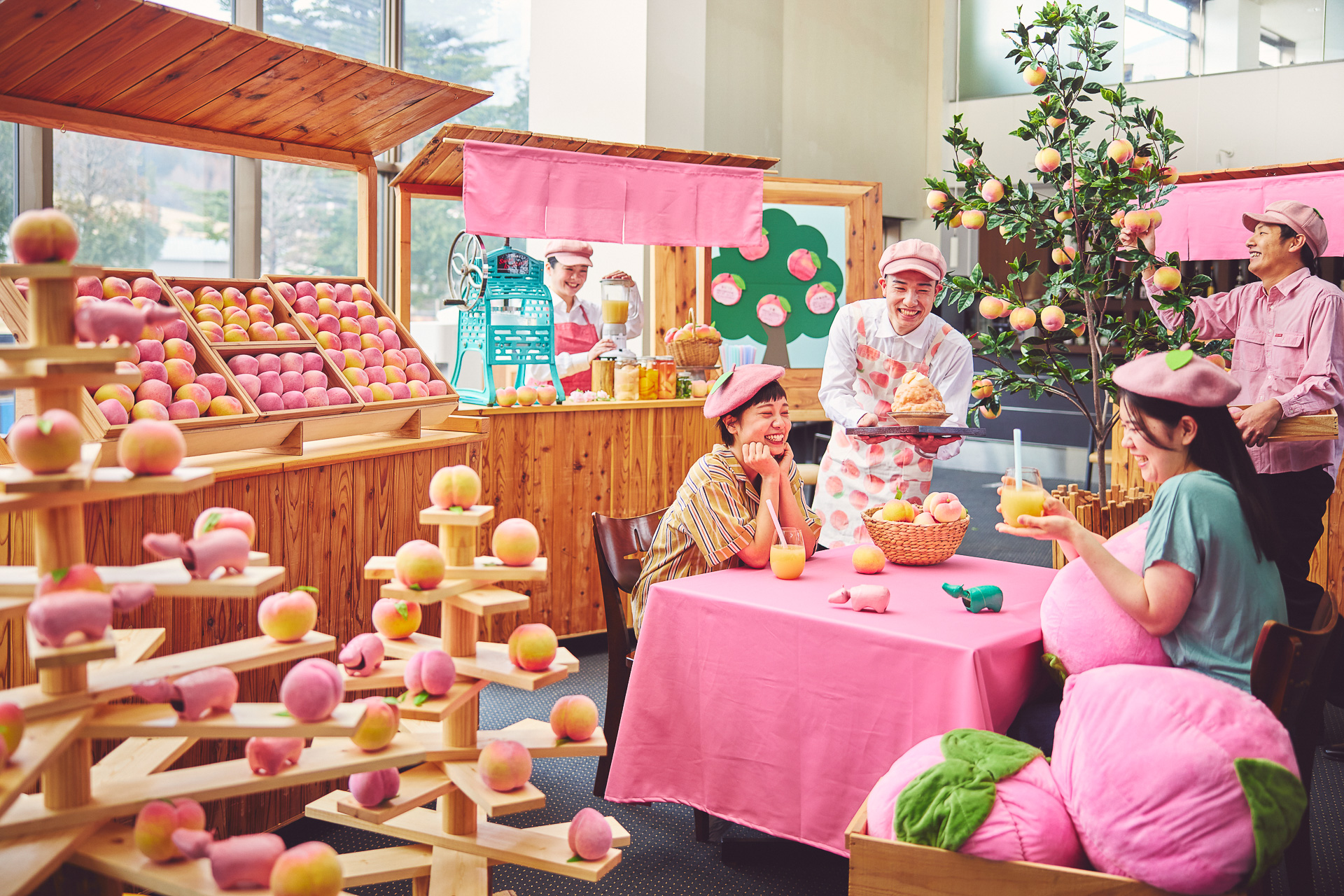 会場もグルメも桃づくしのイベント「はらくっち桃フェス」