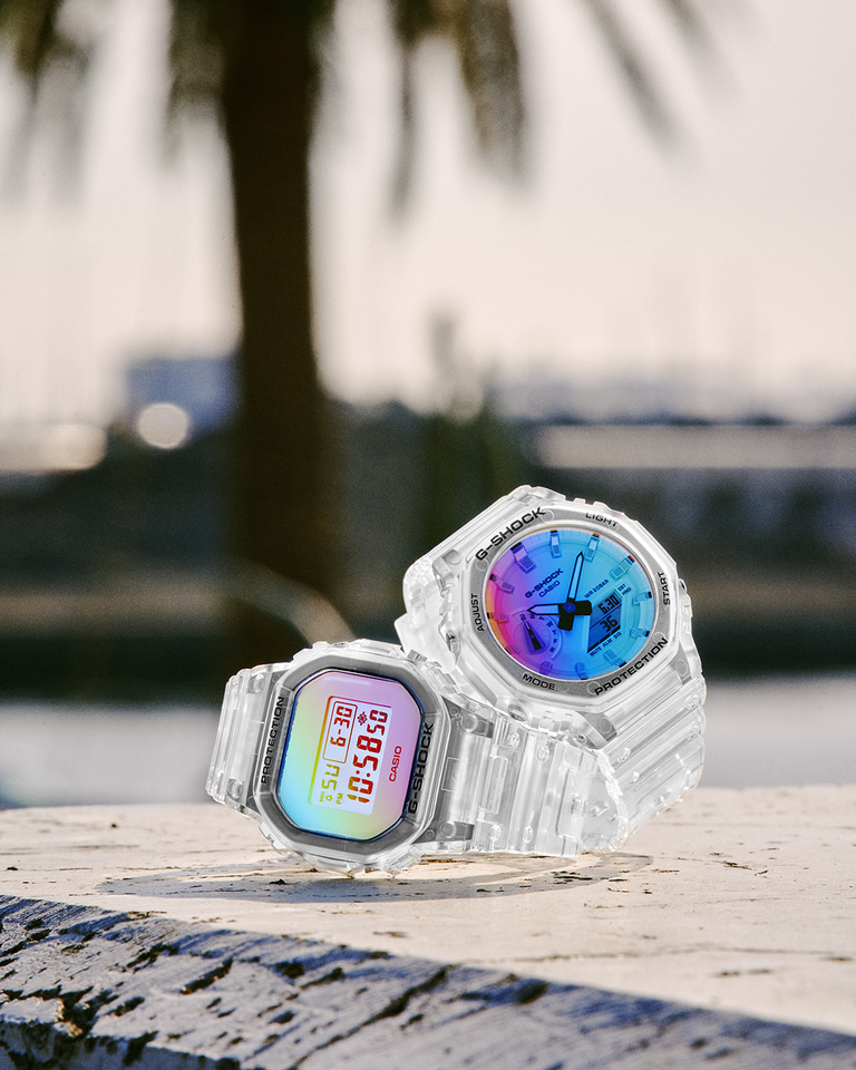 G-SHOCK、ガラス板全面にレインボー蒸着を施したIridescent Color全5