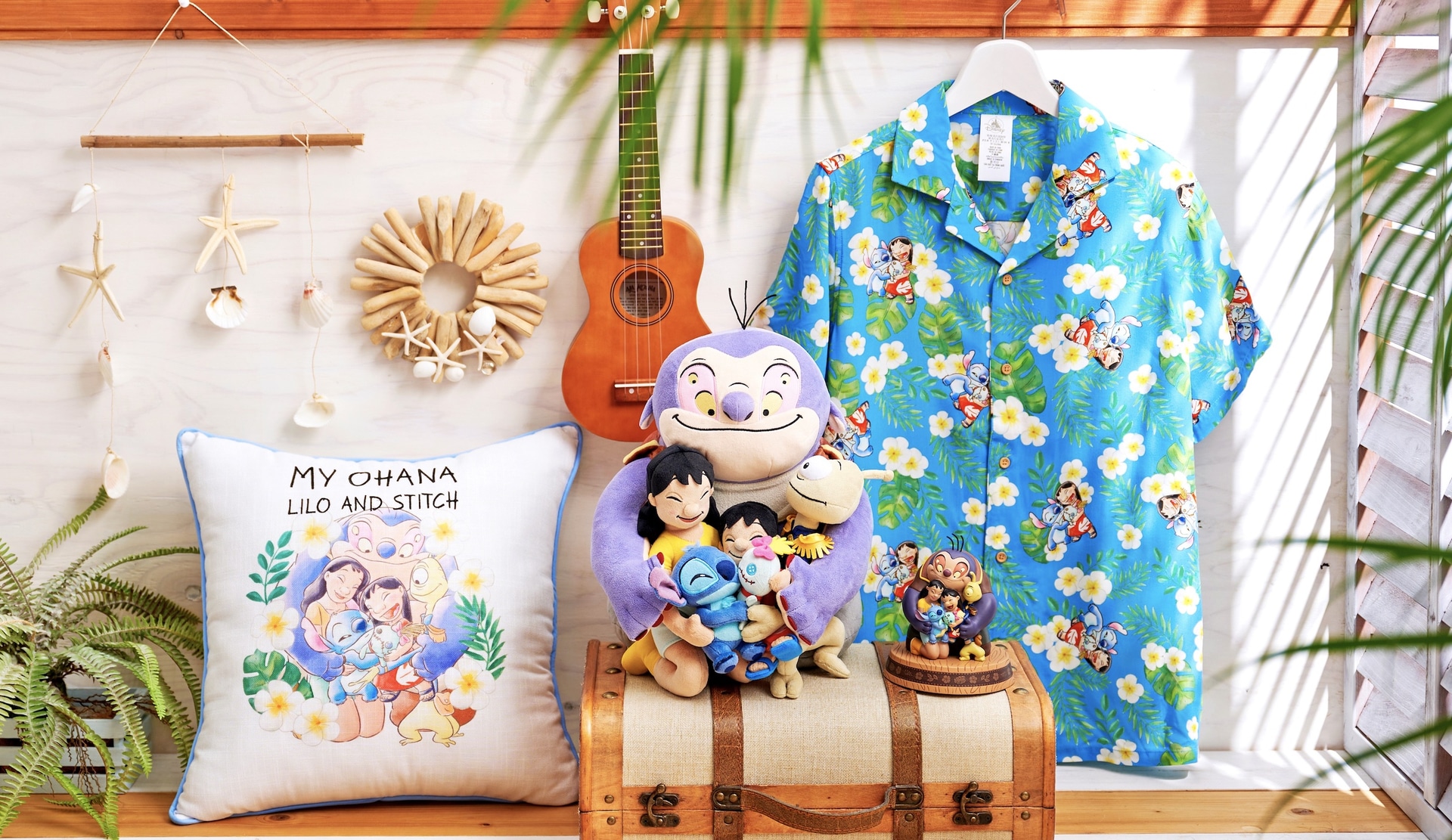 ディズニーは映画「リロ＆スティッチ」の公開20周年を記念したアイテムを発売する