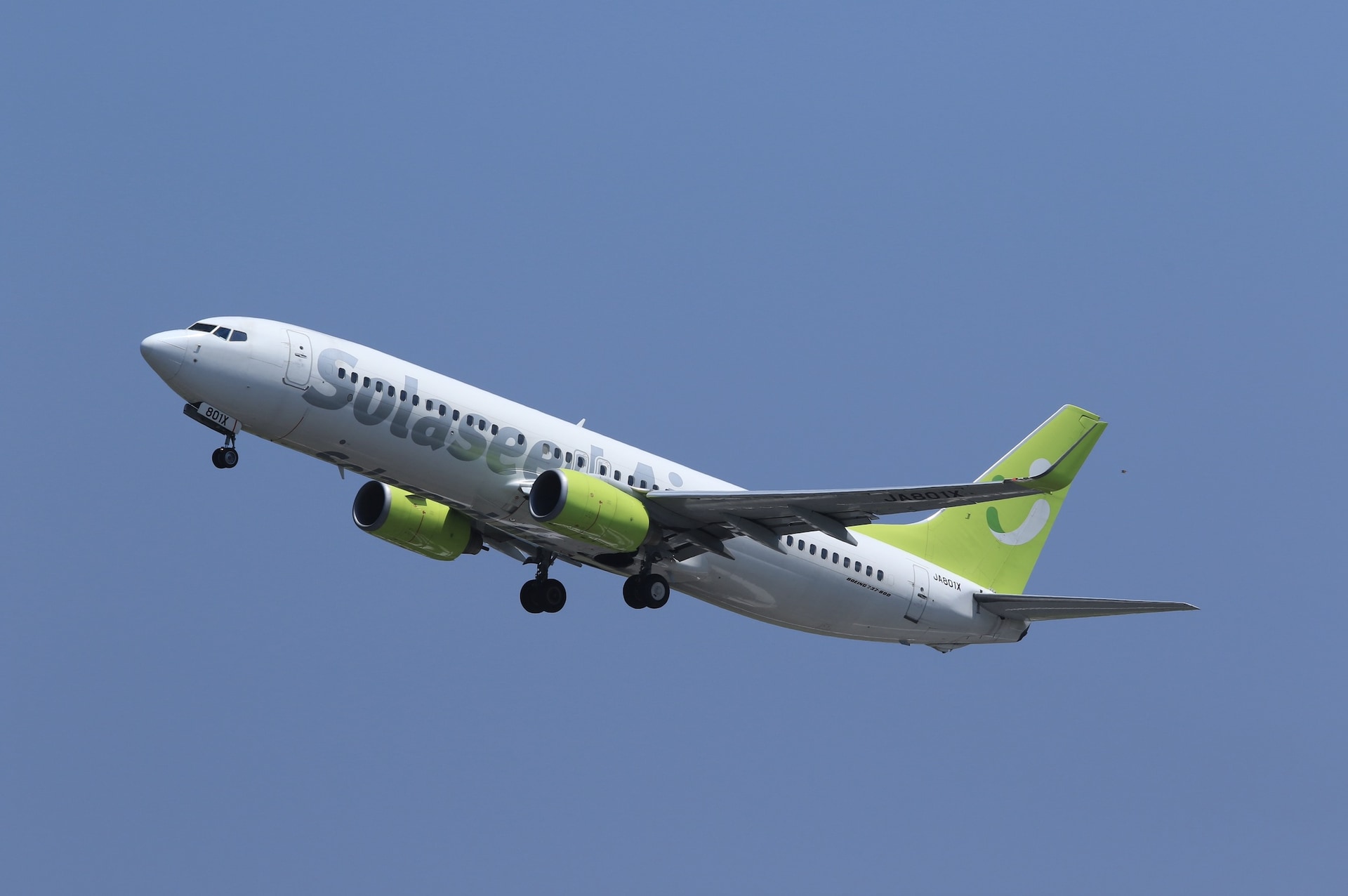 ソラシドエアは就航20周年を記念し小児運賃を一律1万2000円とするキャンペーンを実施する