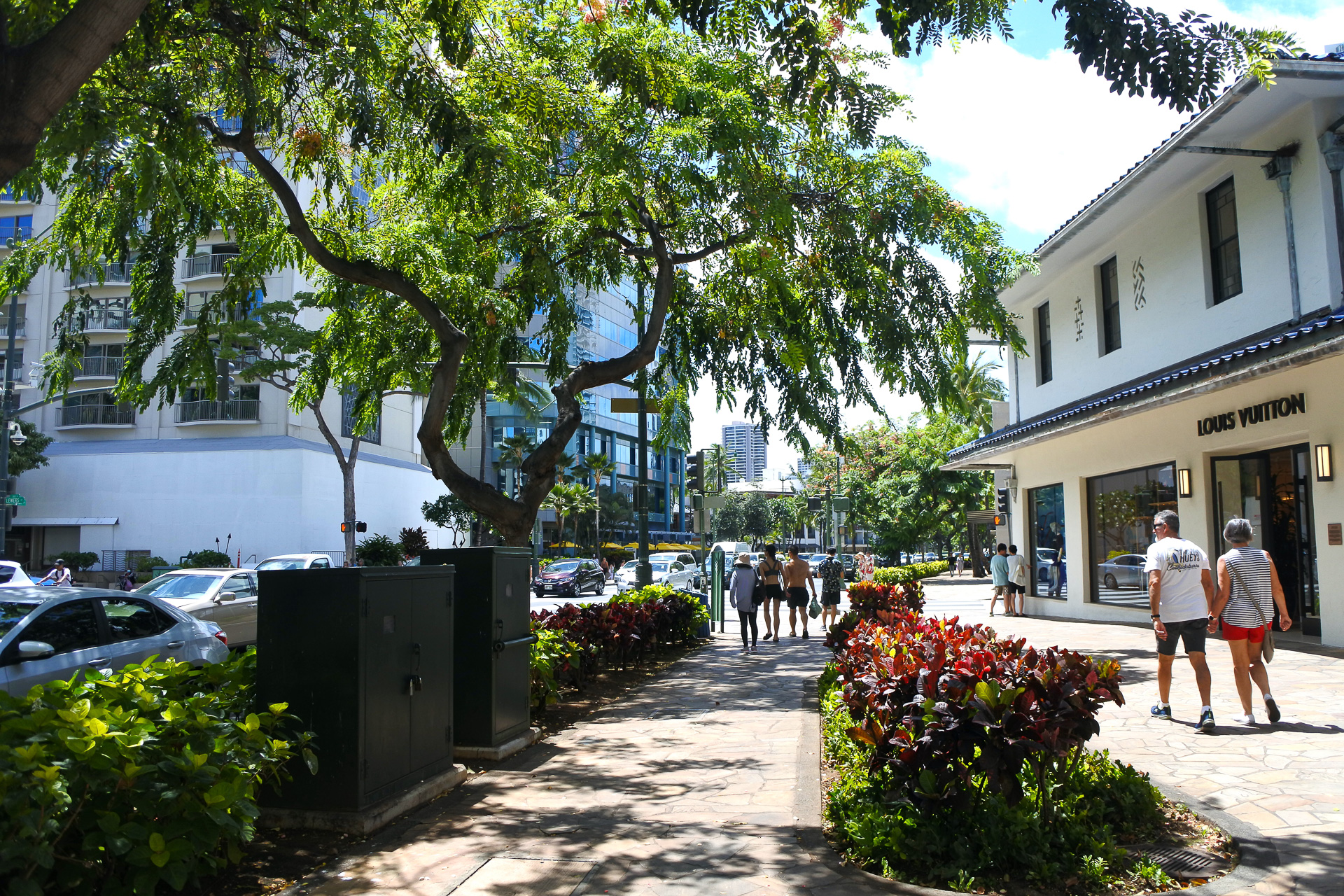 検査場のあるワイキキエリアからは徒歩でホテルまで移動。ゆったりとしていました