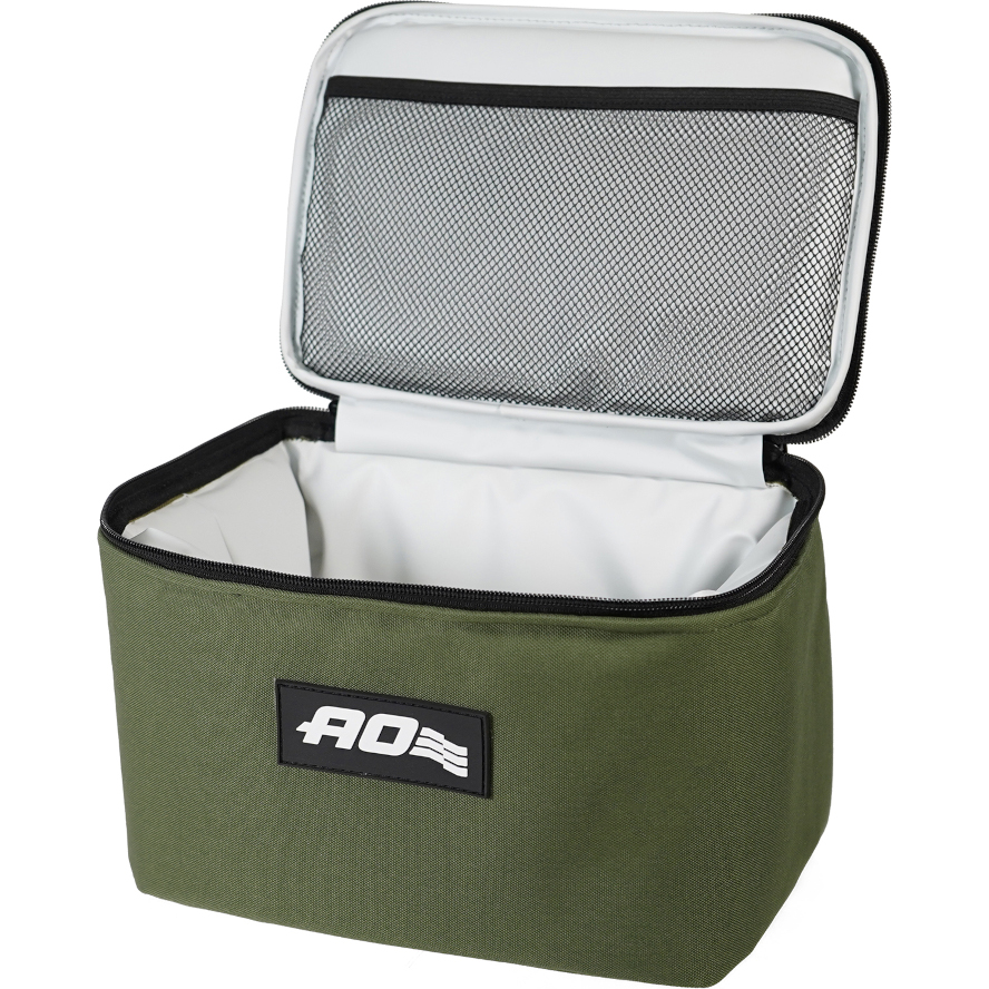 内側にはメッシュポケット付き