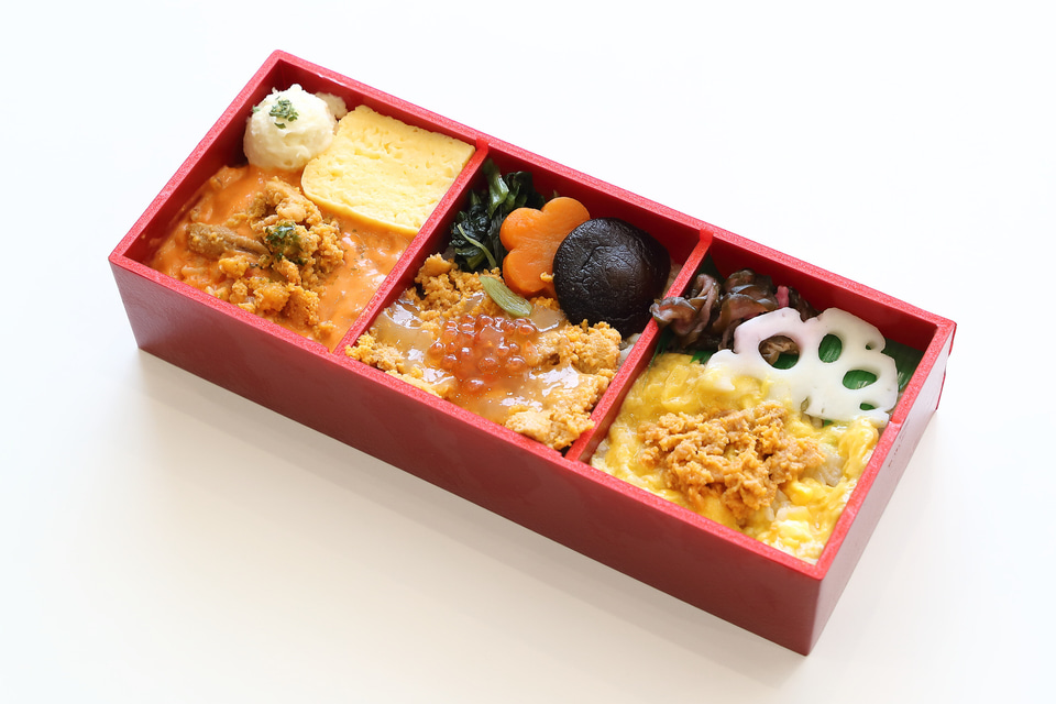 た*や様 おべんとウニコ　お弁当 お弁当 | サンドイッチ・おにぎり | マッサンボックス_お魚2種の鮭