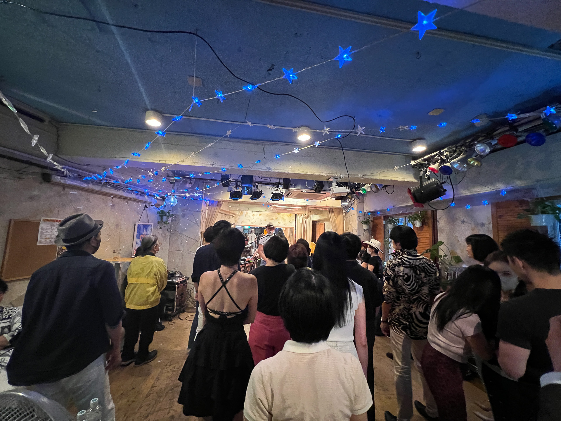 ディスコナイトな風景