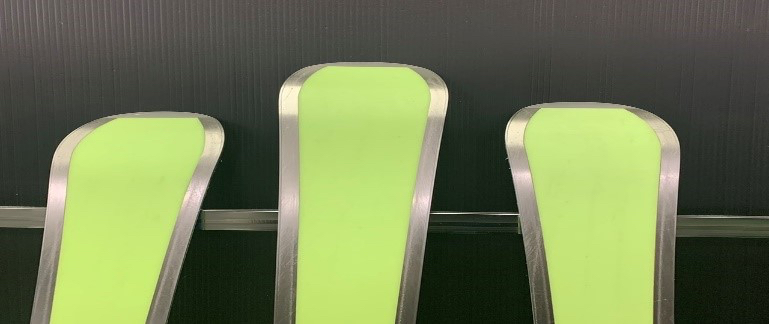 専用板滑走面の特殊メタル加工