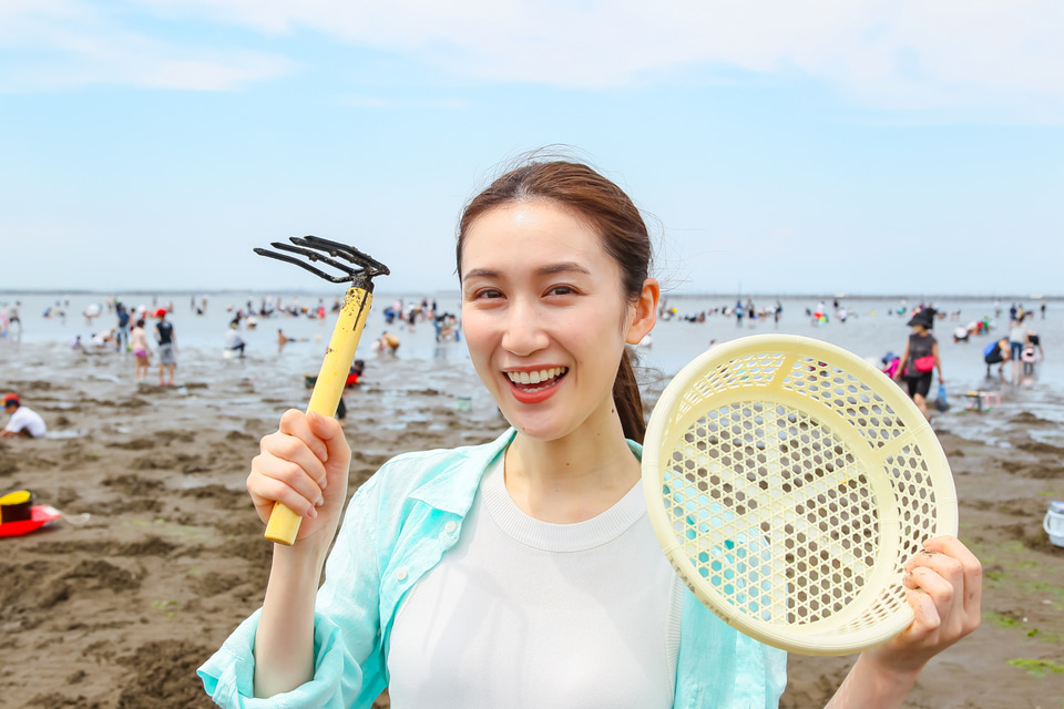 サマージャンボカプセル潮干狩り」千葉・富津海岸潮干狩場で開催