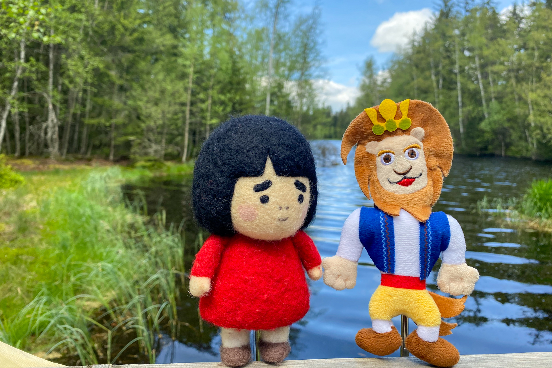 チェコ政府観光局の公式マスコット「レフ丸」くんとは、旅の仲間としてすっかり仲良しに