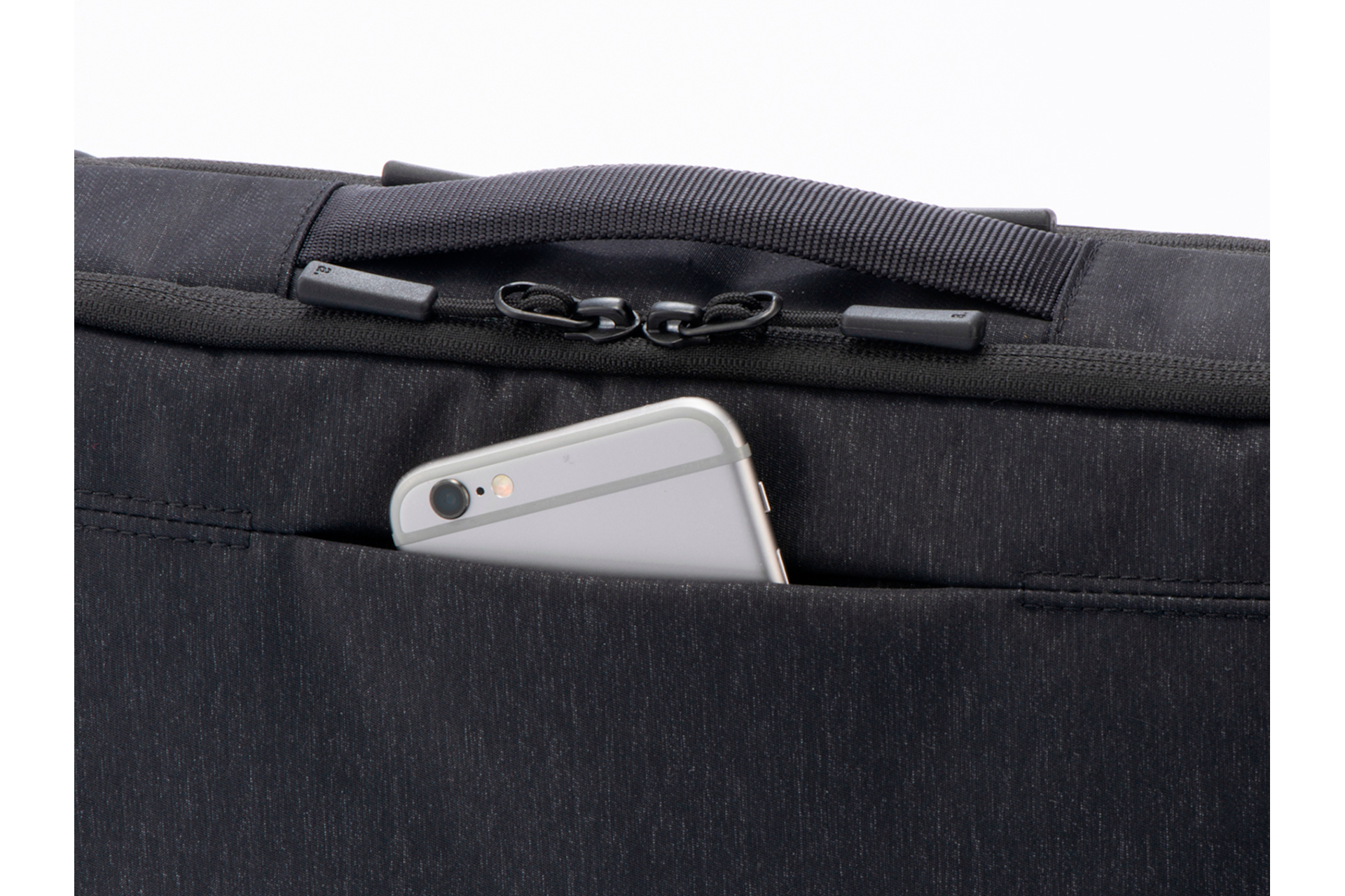 スマートフォン専用ポケット